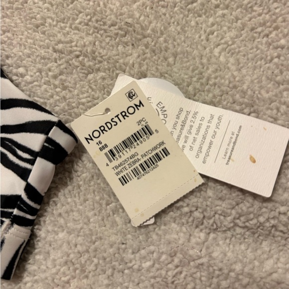 Treasure & Bond Girl’s Reversible Zebra Patchwork Bikini Top - Picture 5 of 12